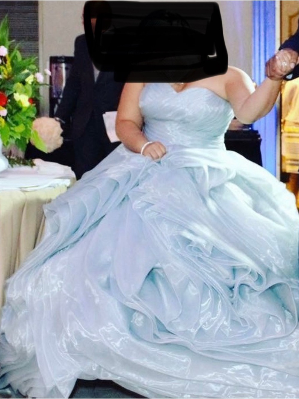 Beautiful Gown - Picture 2 of 4